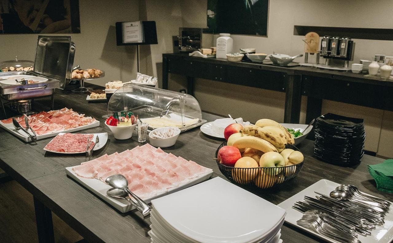 Hotel Continental Cremona Dış mekan fotoğraf