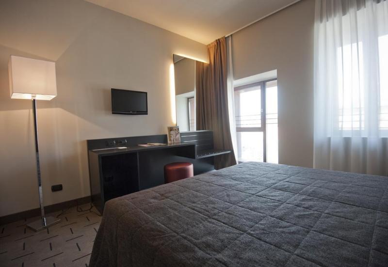 Hotel Continental Cremona Dış mekan fotoğraf