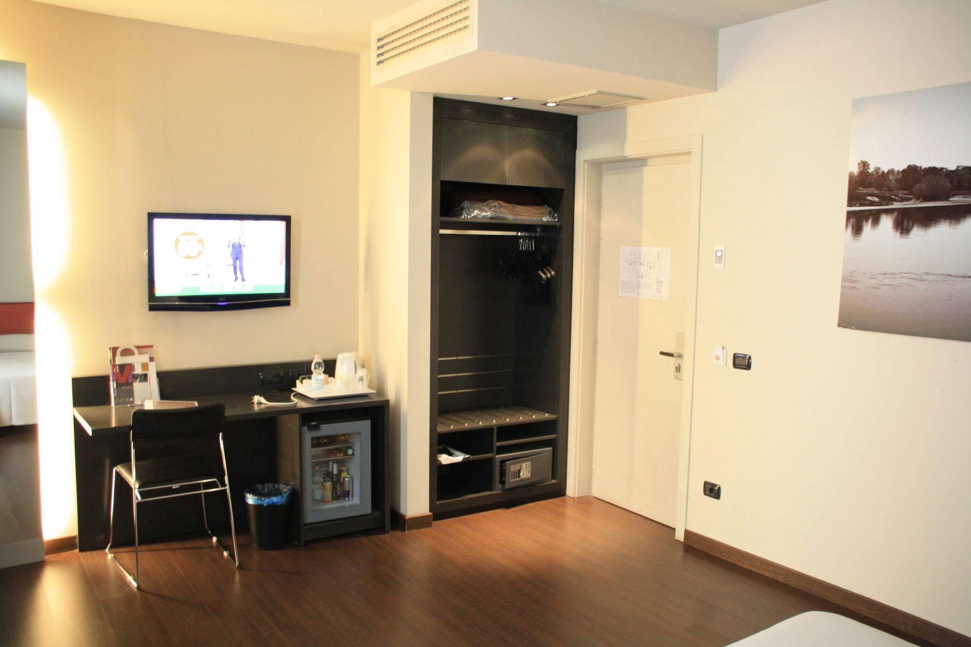 Hotel Continental Cremona Dış mekan fotoğraf